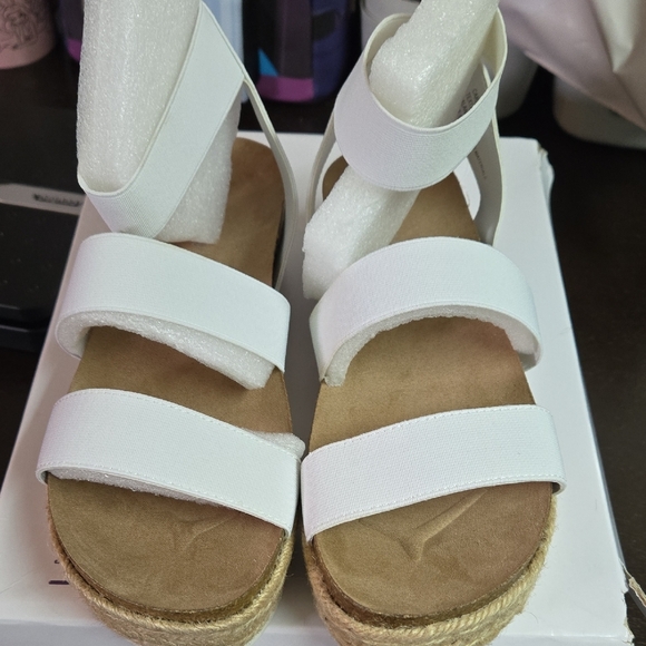 Madden Girl Shoes - Madden Girl Carly White Espadrille 8 Women New In Box